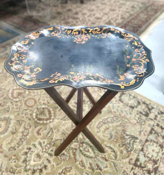 Black Tray Table