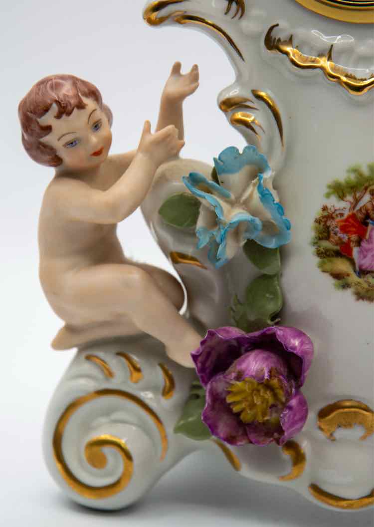 Vtg. Dresden Cherub Mantel Capodimonte Clock