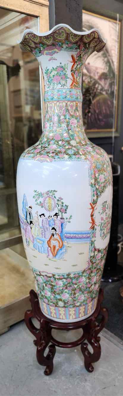 Rose Medallion Vase w/Stand