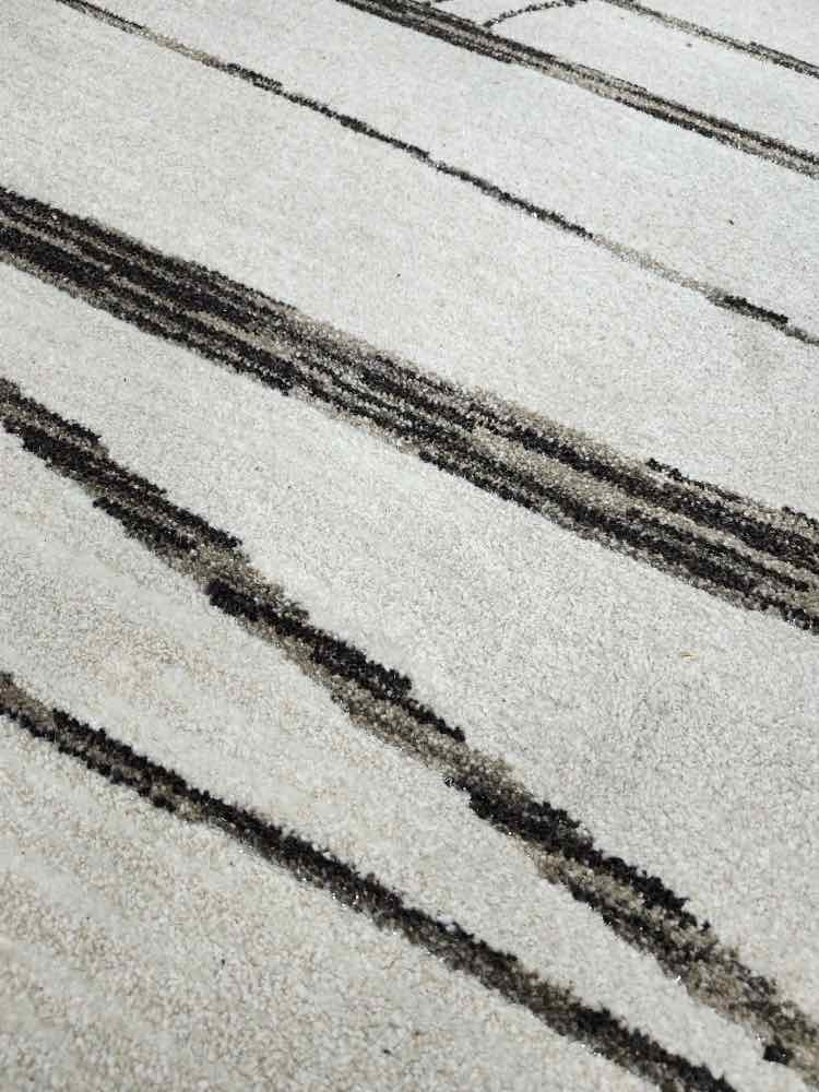 Michael Amini Rug