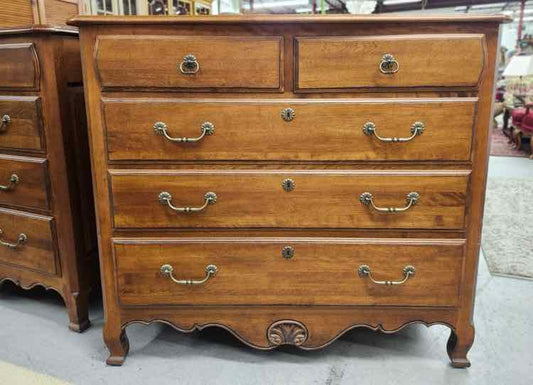 Ethan Allen 5 Drawer Dresser