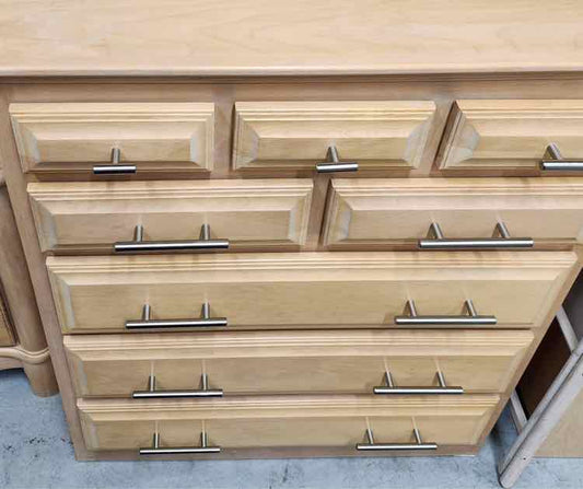 8 Drawer Cabinet