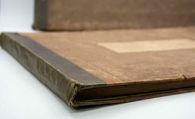 Book The Iliad & The Odyssey/Engraved