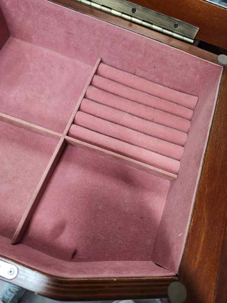 Jewelry Chest