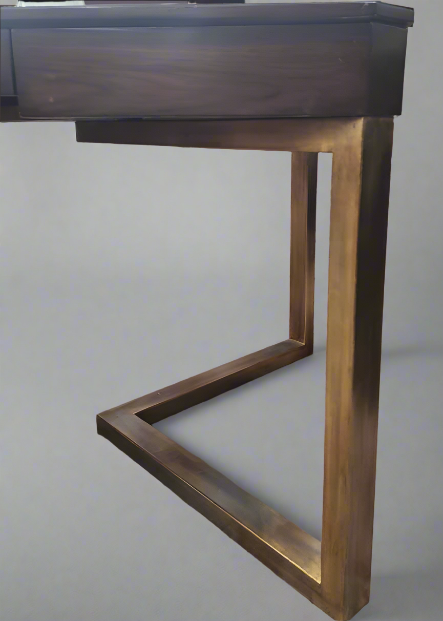 Stanley Desk
