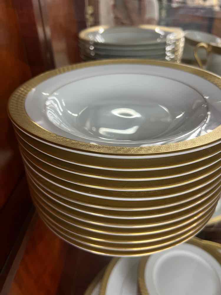 Mikasa Dishware