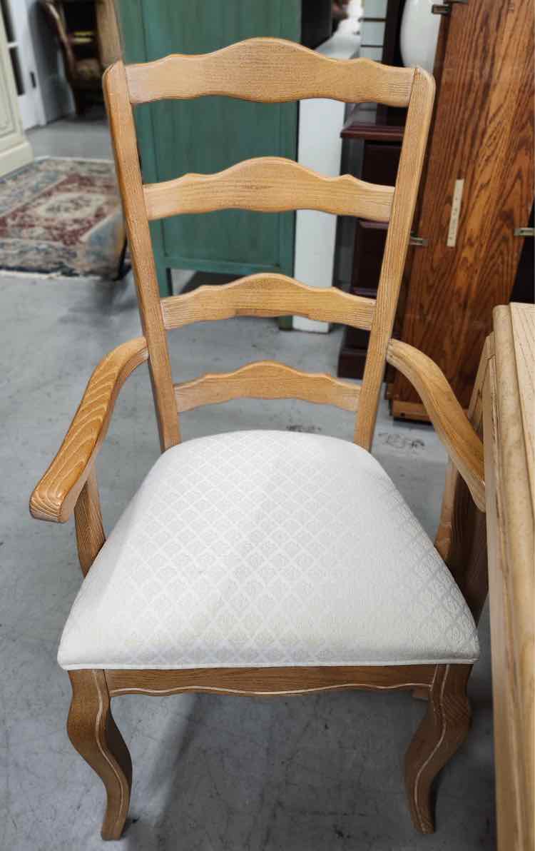 Stanley Table