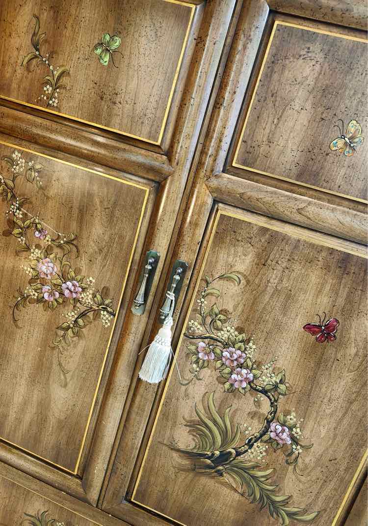 Van Leigh Armoire