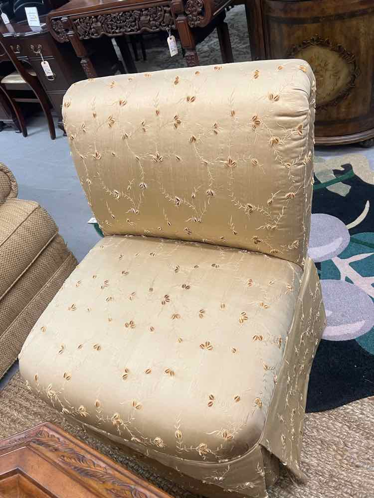 GOLD SILK SLIPPER CHAIR