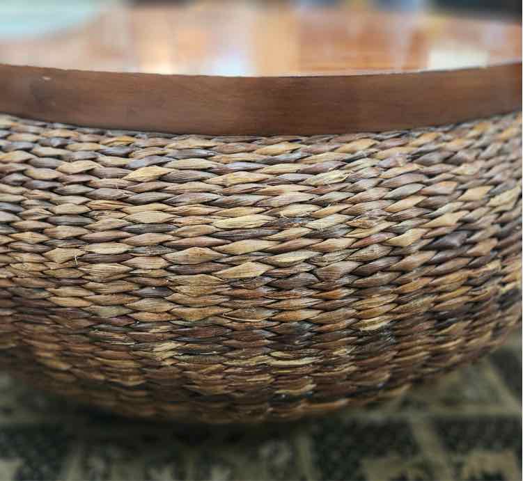 Round Wood/Wicker Coffee Table