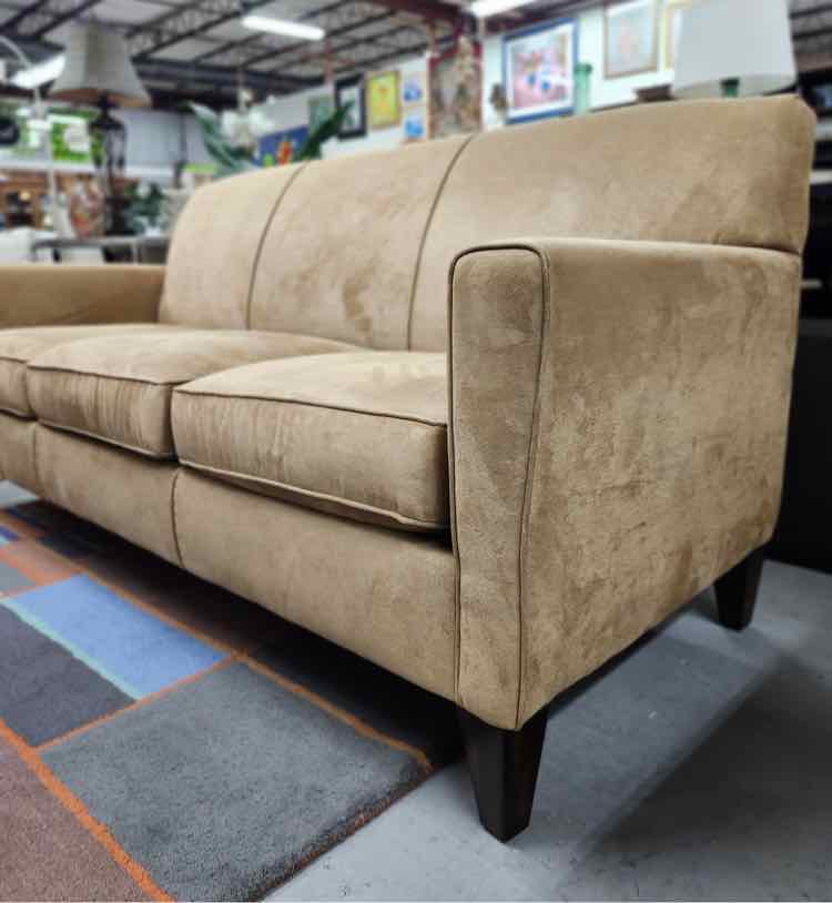 Couch Digby Flexsteel Sofa