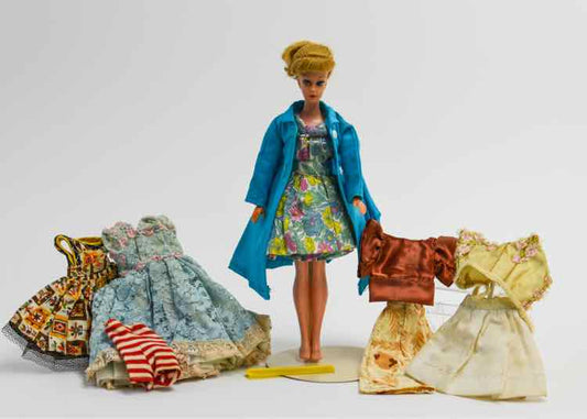 1960's Uneeda Clone Doll & Clothes Bundle Collectable Toy
