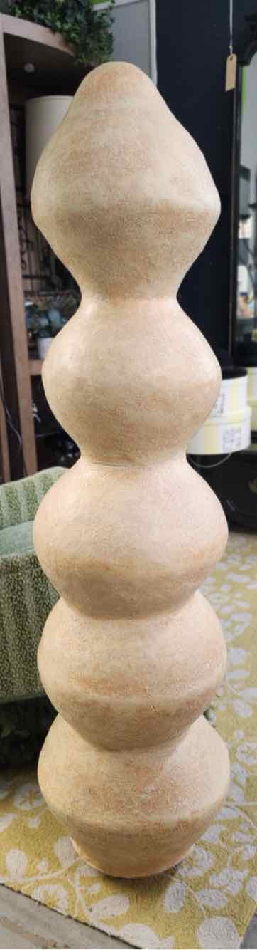 Beige Marcel Totem Art