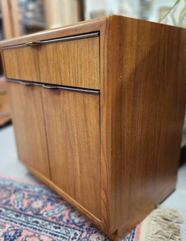 Drexel Heritage Nightstand