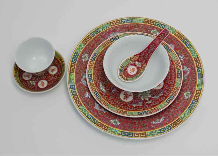 Single Service Mun Shou Dishware set