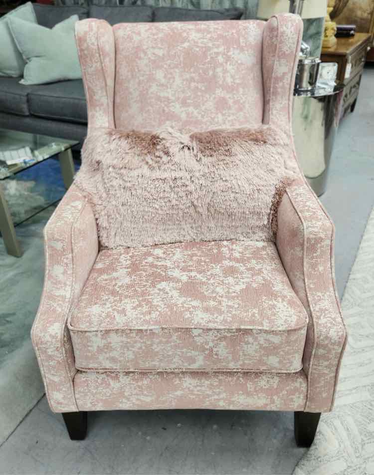 Kroehler Pink Chair