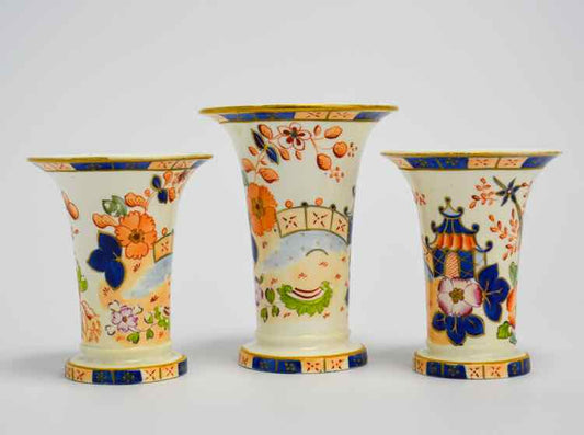Set of 3 Gaudy Vases