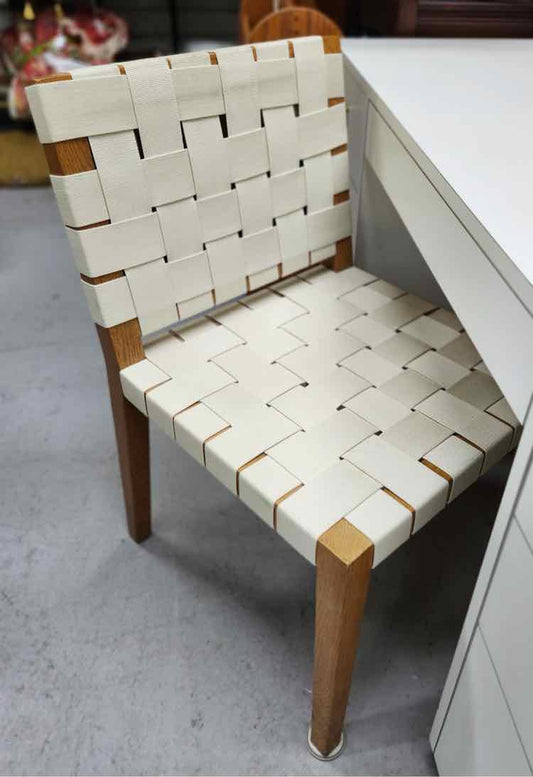 Single Canvas Chair