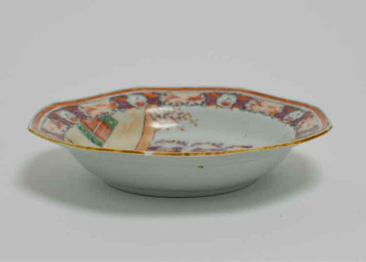 Chinese Export Porcelain Dish