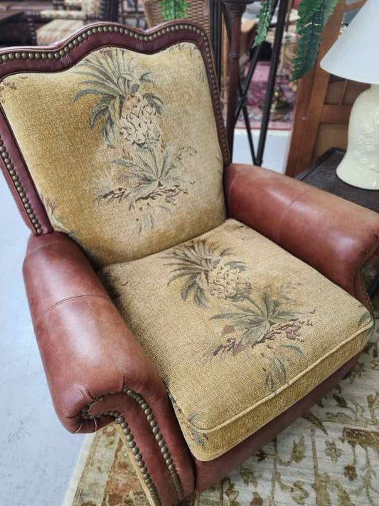Pineapple Design Leather/Fabric Recliner