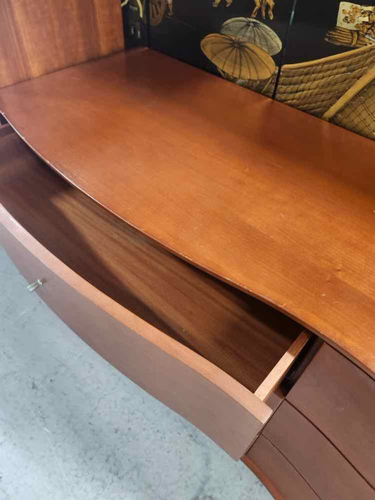Mohican Wood Dresser