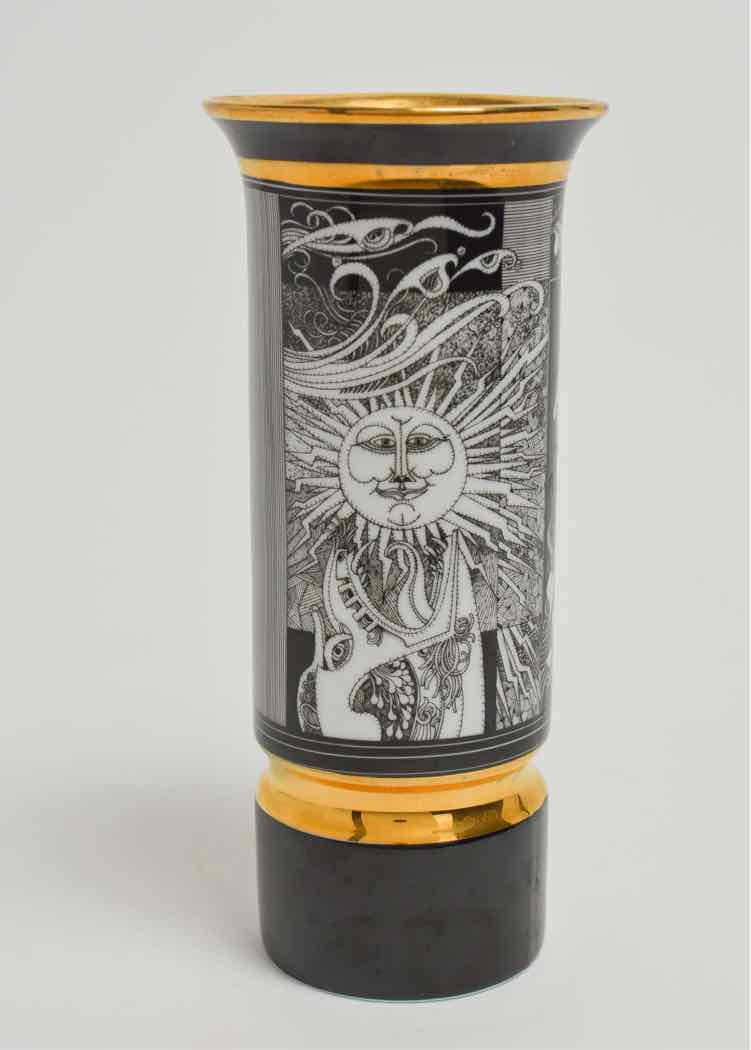 Hollohaza Hungary "8" Porcelain Vase
