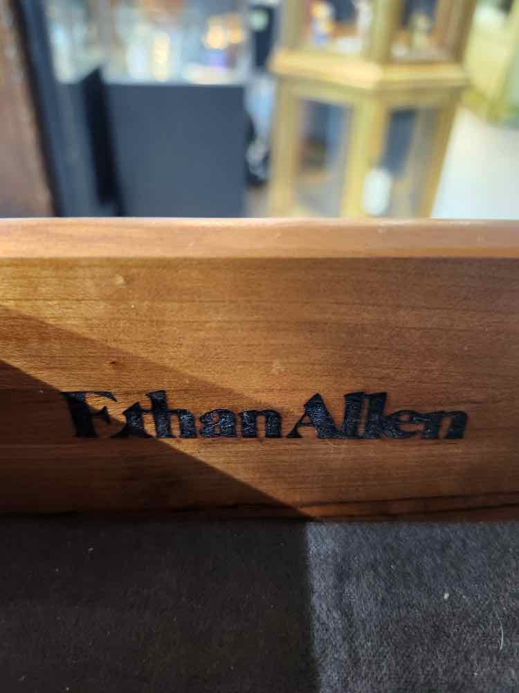 Ethan Allen 2pc Hutch