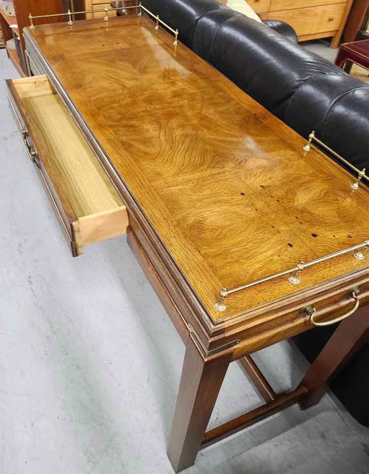 Lane Sofa Table