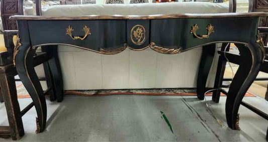 Black Entry Table