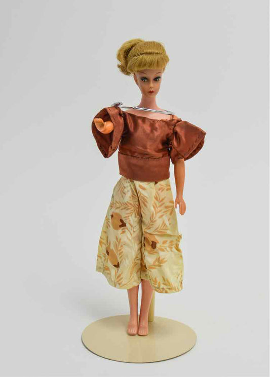 1960's Uneeda Clone Doll & Clothes Bundle Collectable Toy