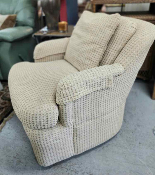 Craftsman Arm Swivel Chair