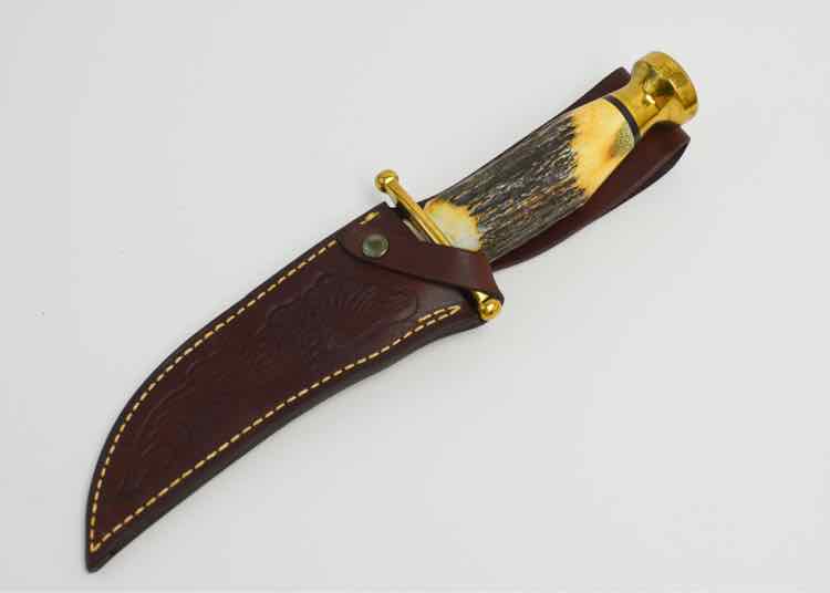 Buck David Yellowhorse Vtg. Horse Knife
