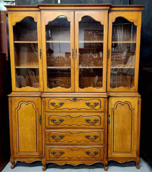 Cabinet w Secretary