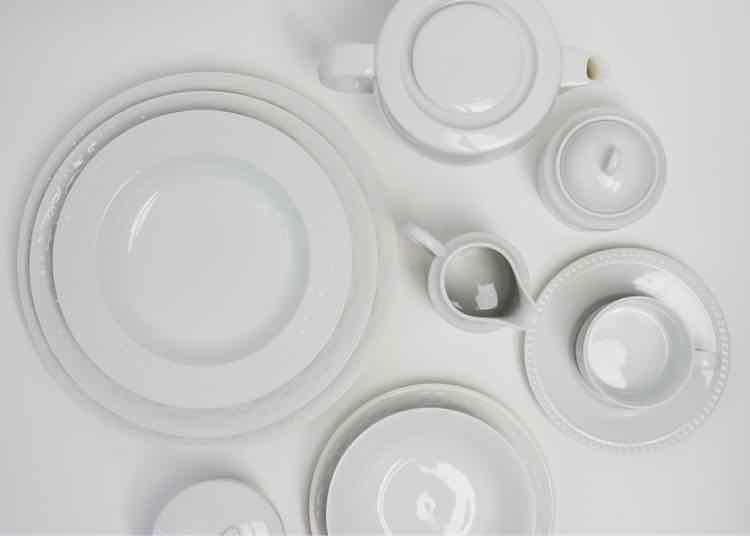 Crate & Barrel  Dishware