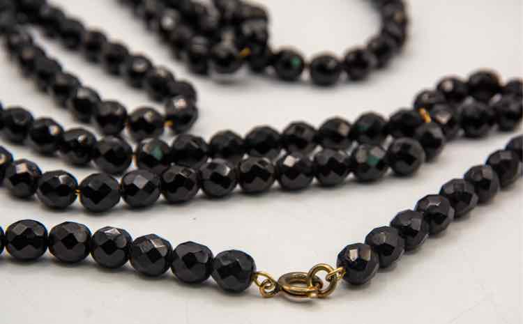 Vtg. Long Faceted Glass Bead/Black Necklace