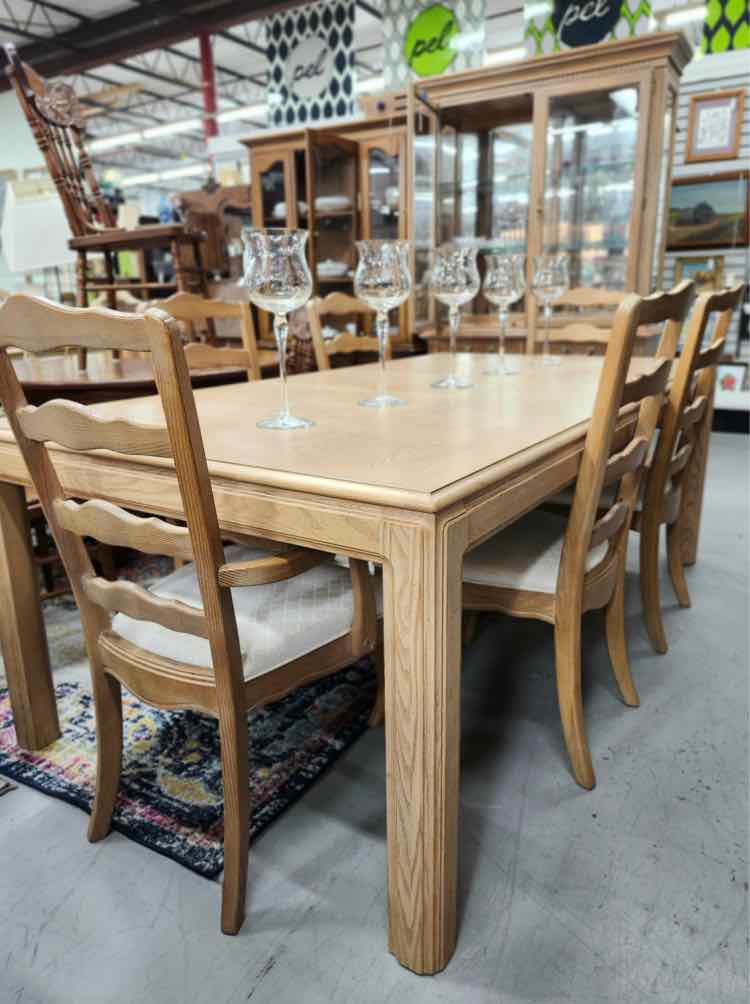 Stanley Table