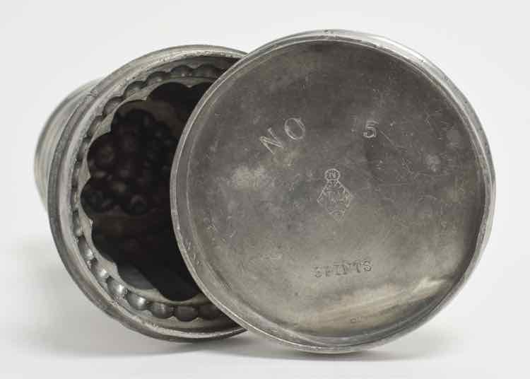 Vtg. Victorian Pewter 3-Pints Ice Cream Mould