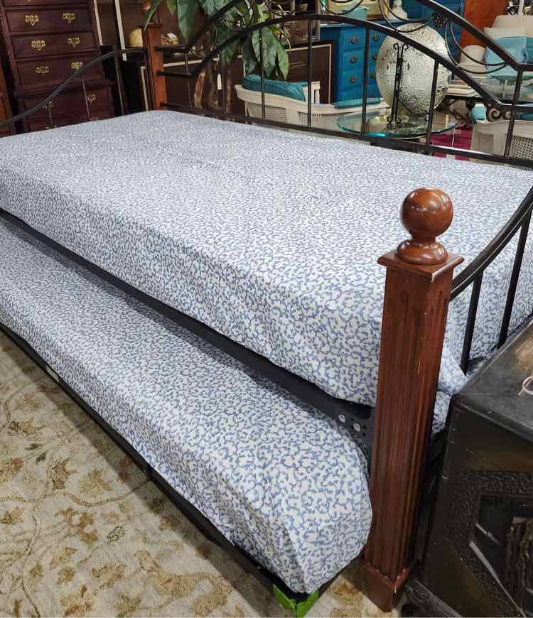 Wood & Metal Trundle Bed