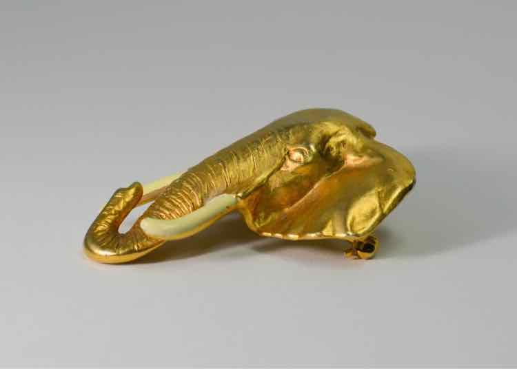 Vtg.Goldtone Elephant Pin