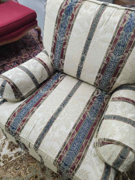 Thomasville Beige/Burgundy Chair