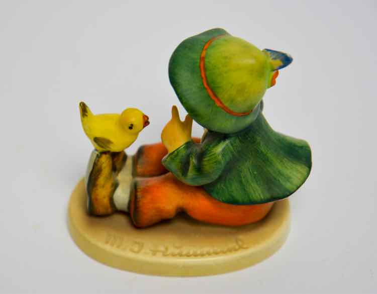 Vintage Goebel Hummel figurine “Singing Lessons”