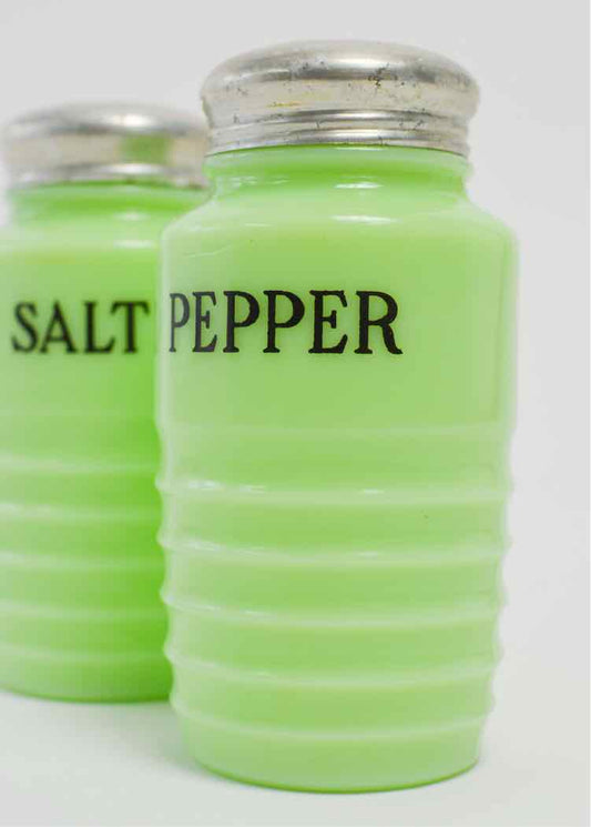 Salt/Pepper Shakers