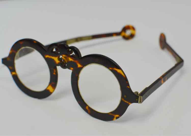 Chinese Qing Dynasty Spectacles