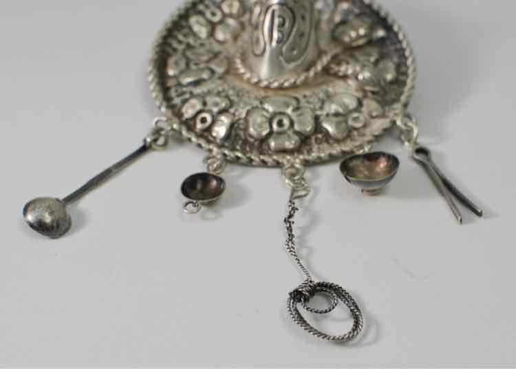 Brooch