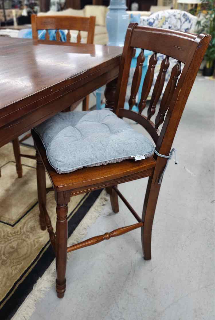 Bar Table w/ Chairs