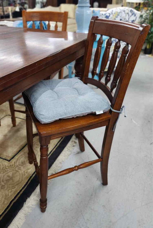 Bar Table w/ Chairs