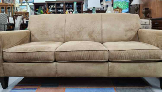 Digby Flexsteel Couch