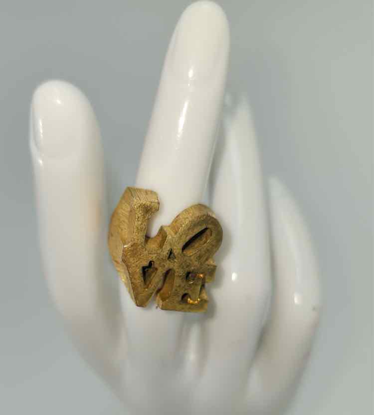 Robert Indiana 'LOVE' Pop Art Ring