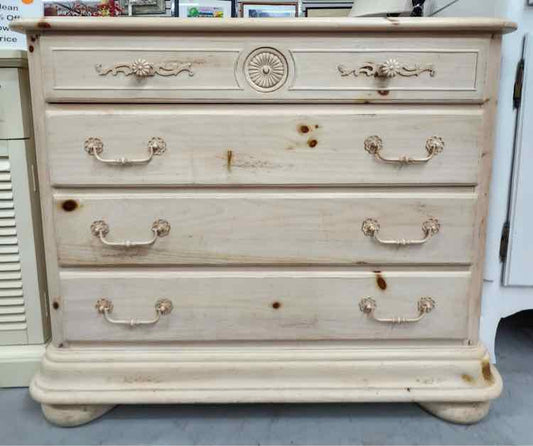Mt. Airy Chest of Drawers