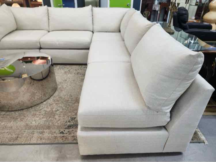 Bassett Sectional